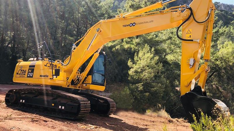 İş Makinası - TDA İnşaat Hafriyat makine parkını Komatsu PC210 ile güçlendirdi